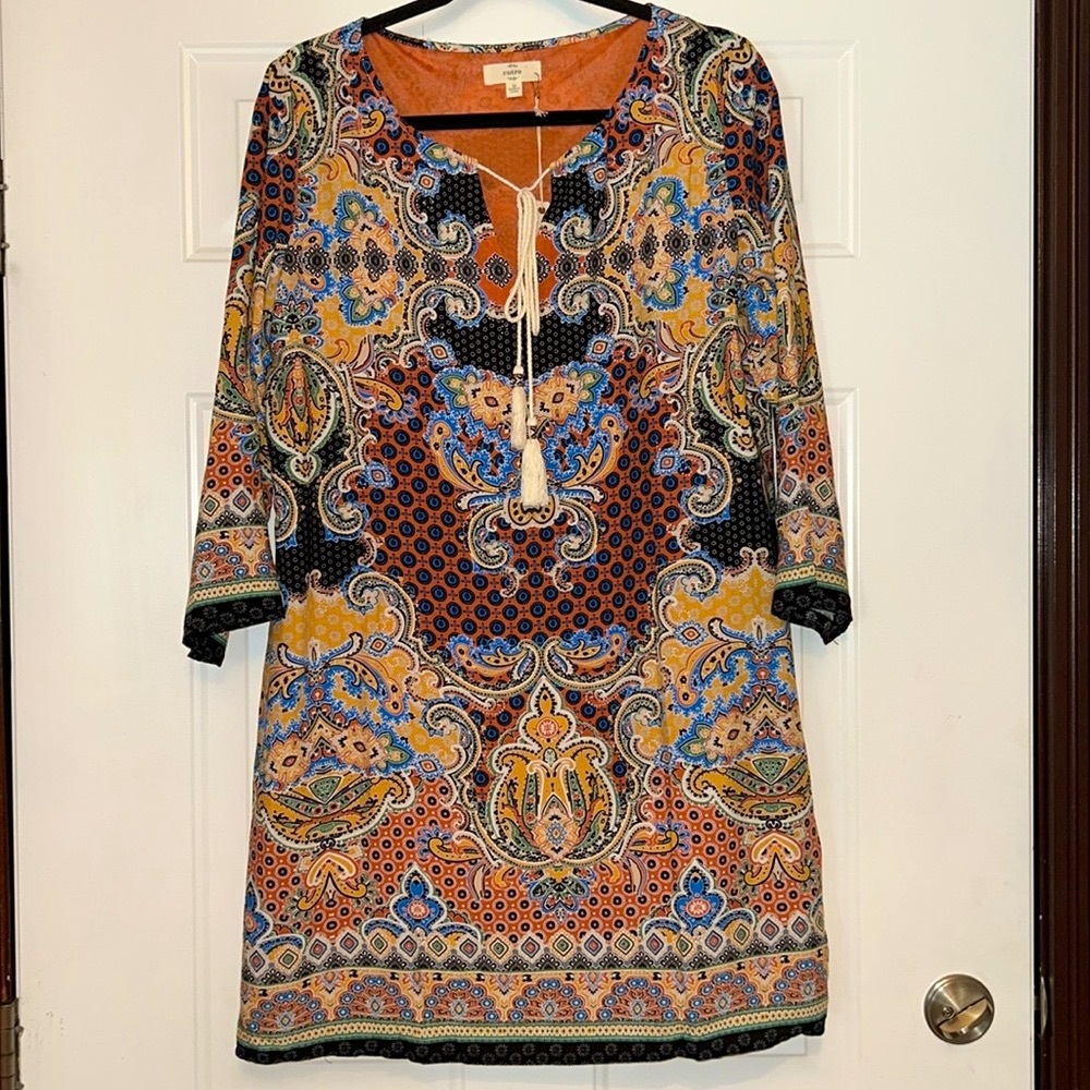 Entro Colorful Boho LS Paisley Dress M NWOT Lightweight Lined Timeless Classic